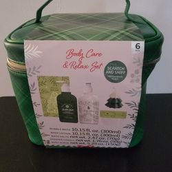 Body Care Portable Travel Set for Women, Relax and Care Set with Bubble Bath, Lotion, Bath Salts, Scented Candle, and Body Scrub