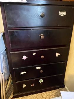 2 used dressers