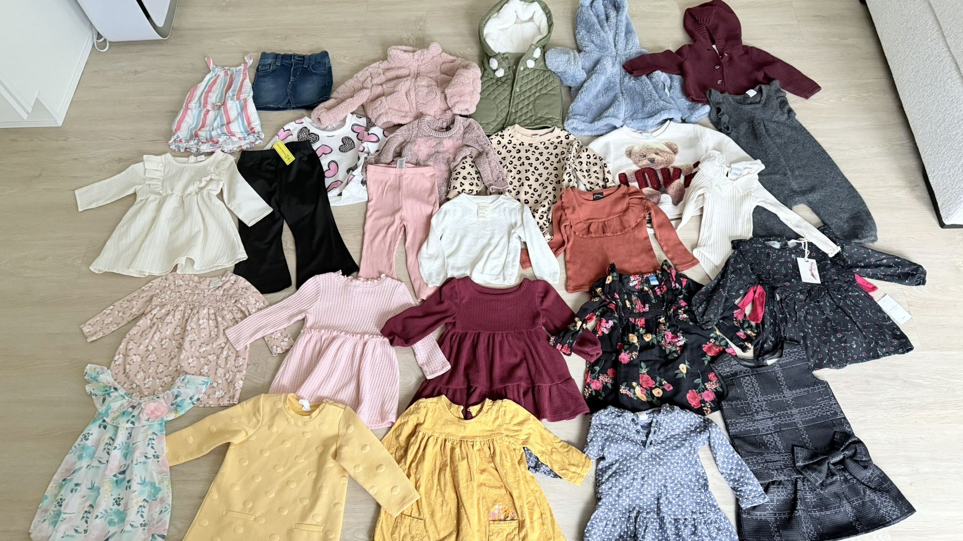 12-18 Month Girl Clothing + Hair Clips Toddler/baby