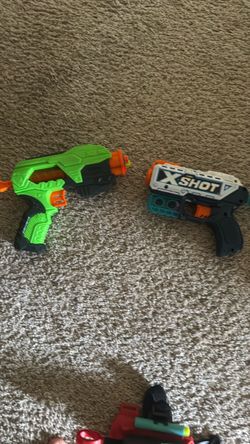 X-Shot and Green Foam Dart Blaster Set