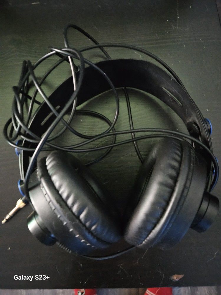 Pre Sonus Headphones