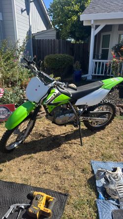 125cc Kawasaki Gas Dirt Bike