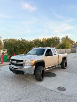 Chevrolet Silverado Extended Cab Pickup Truck