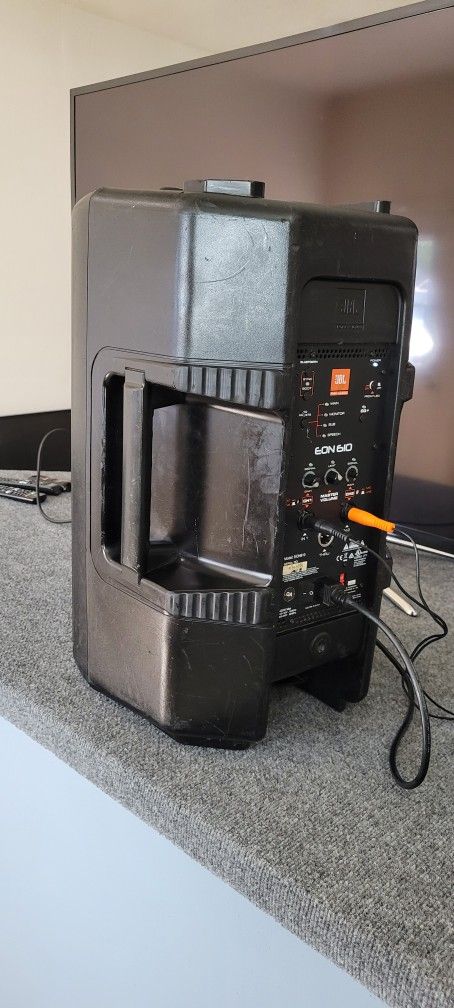 JBL Speaker