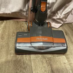 Rocket Shark Vacuum 