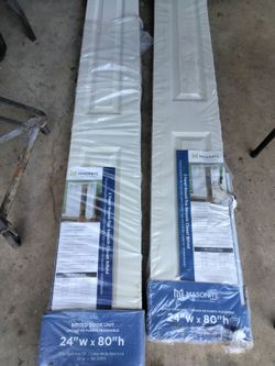 Masonite 2-Panel Round-Top Bifold Closet Doors 24x80