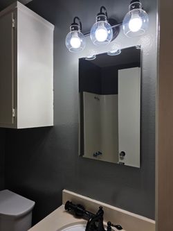 3-Light Bathroom Vanity Light Fixture