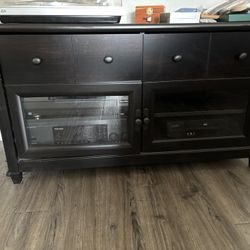 Stereo-TV Cabinet 
