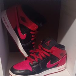 Jordan 1 Black + red = bred