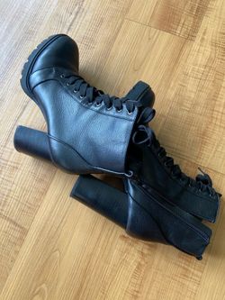 Black Steve Madden boots, Size 8