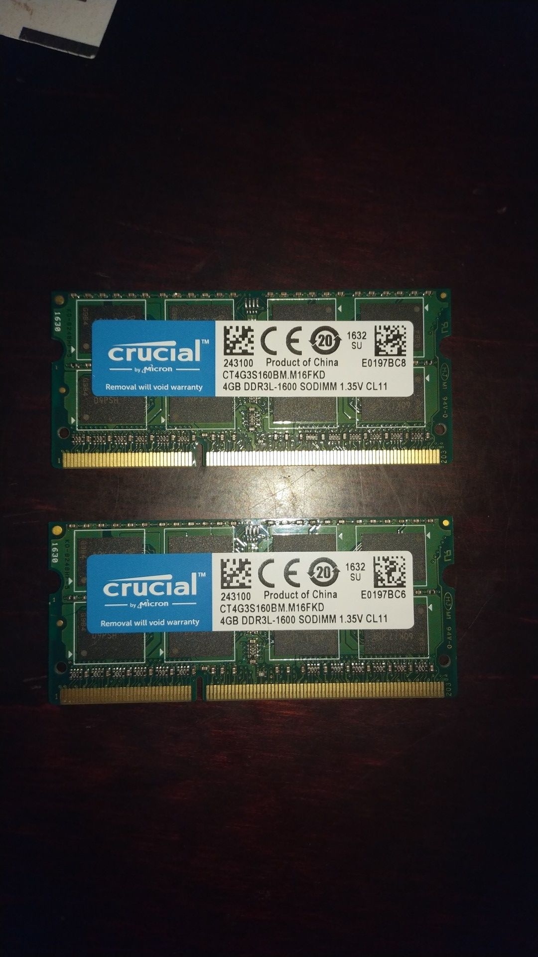 Crucial 8GB Kit (4GBx2) DDR3/DDR3L 1600 MT/s (PC3-12800) SODIMM 204-Pin Memory For Mac - CT2K4G3S160BM