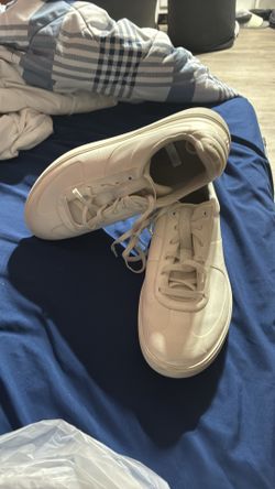 Lululemon shoes