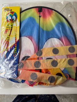 Squeaky The Octopus Kite- Warm Gradient
