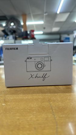 FujiFilm Point & Shoot Camera X-Half