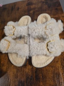 Birkenstock Shearling Sandals size 7 / 38