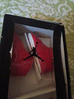 Jordan 11 Retro  2C red $85