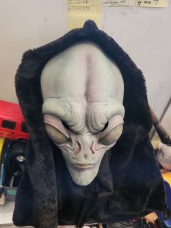 Alien halloween mask