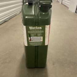 Wavian NATO Jerry Gas Tanks 