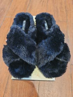 Women's sleepers size 8