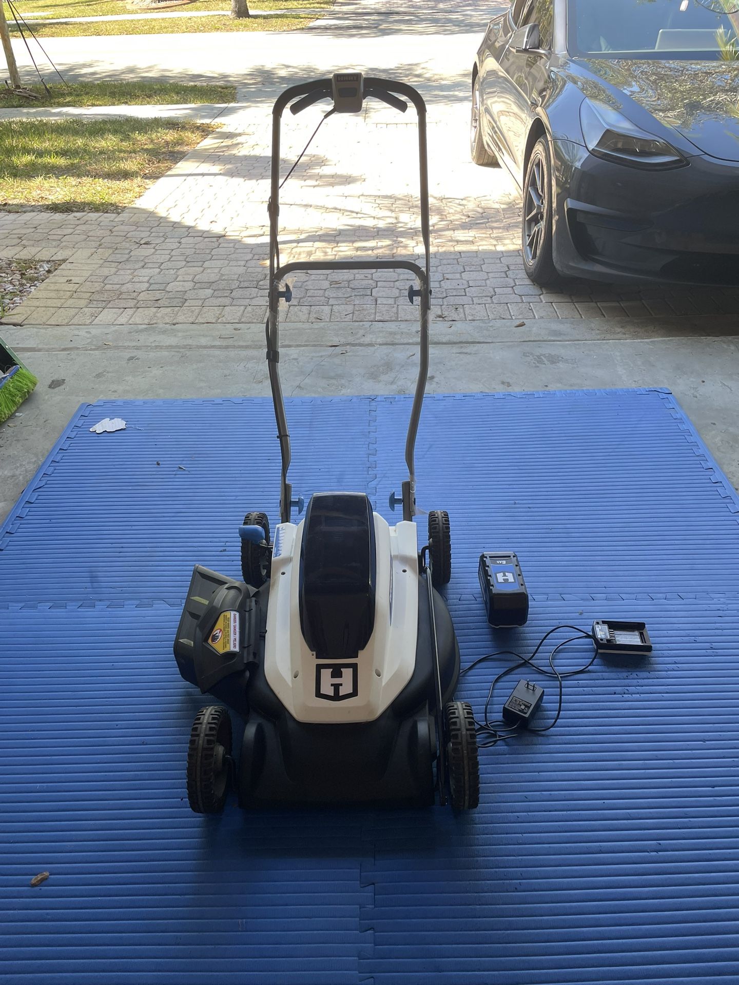 Hart 40v Electric Lawnmower