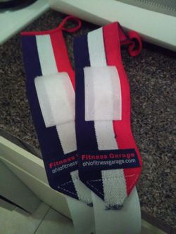 Weight lifting wrist straps new