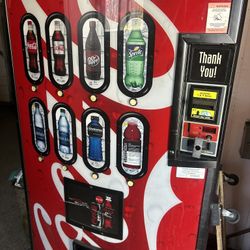 Coca Cola Vending Machine 