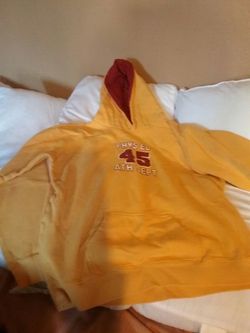 Sweter