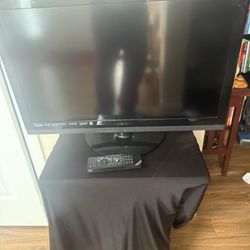 Vizio Smart Tv/Monitor 26”
