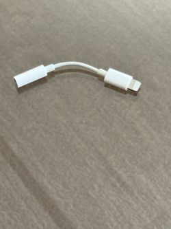 Apple Lightning to 3.5mm Headphone Adapter