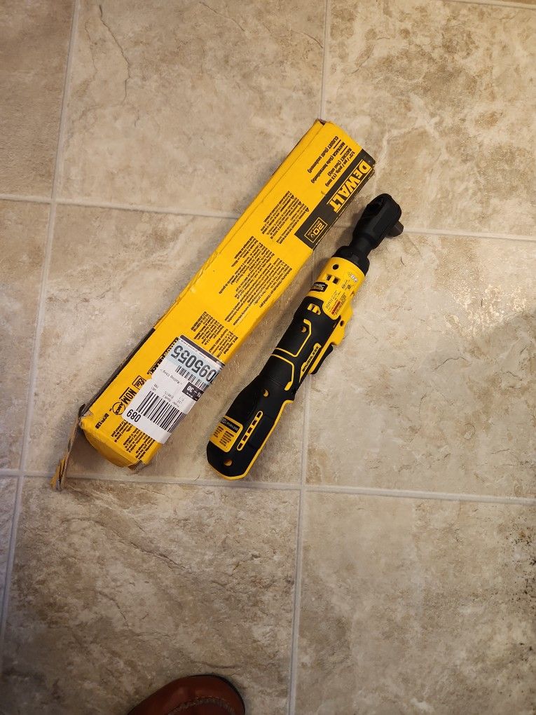 Dewalt Ratchet 1/2 (13 Mm)