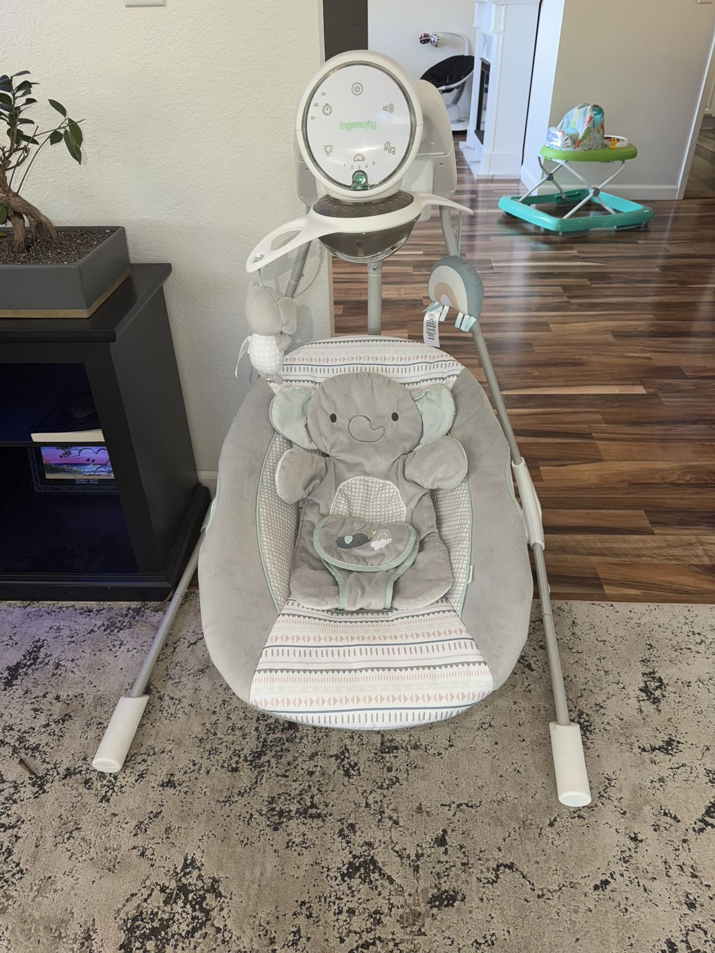Ingenuity BABY SWING