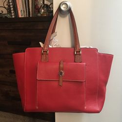 DOONEY & BURKE REAL LEATHER LARGE PURSE, NEE