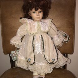 Porcelain Doll Bisque Antique 