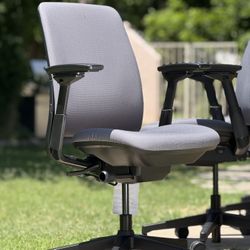2018 Steelcase Amia Gray Office Gaming Chair