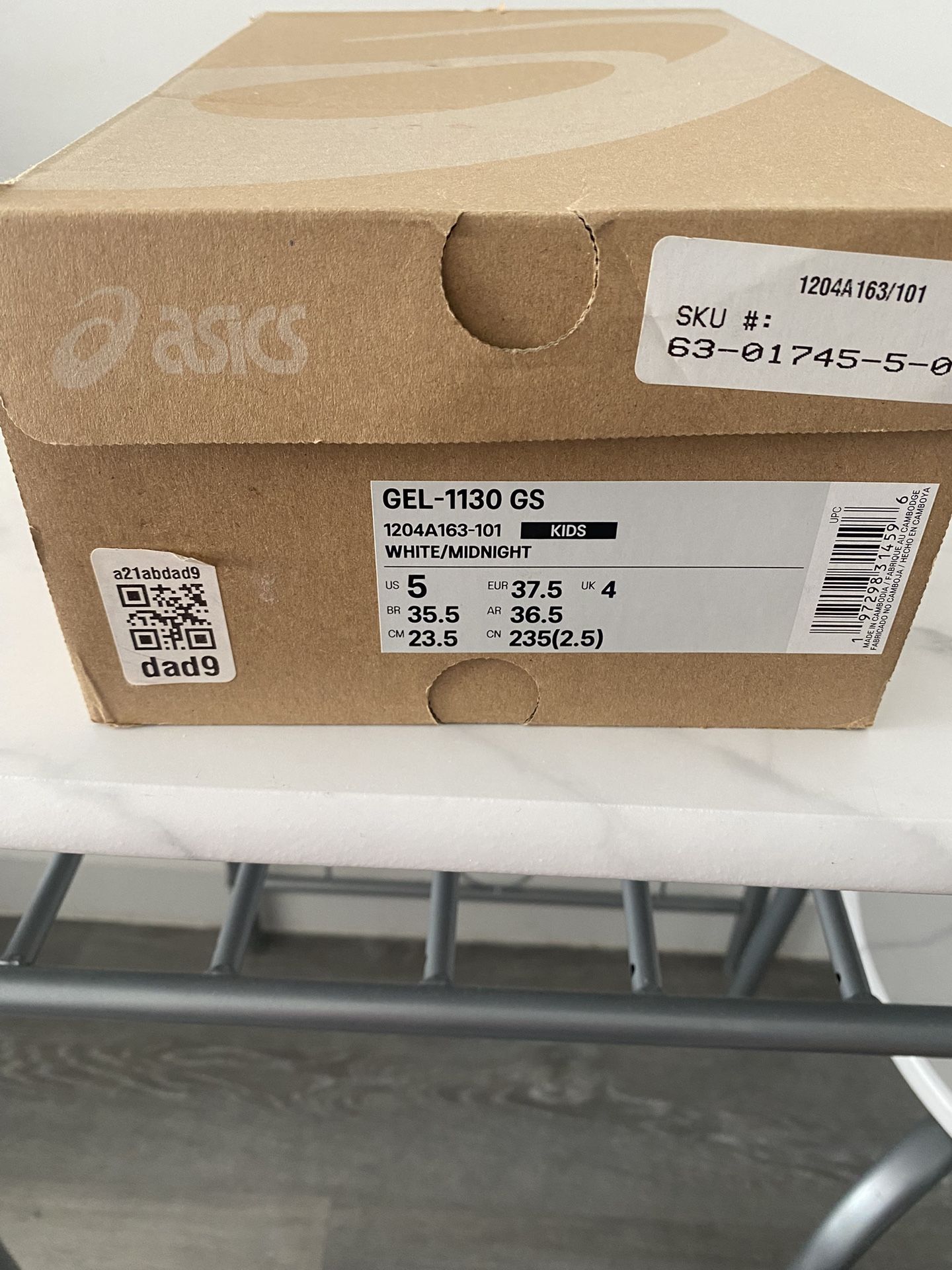 ASICS Size 5.5