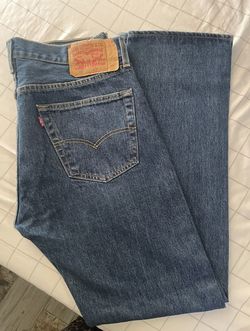 New   Levi’s 501  size 33x32 
