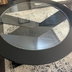 Coffee And Side Tables