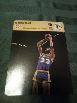 Vintage 1977 basketball sportscaster collector card/Kareem abdul-jabbar(card #02-03