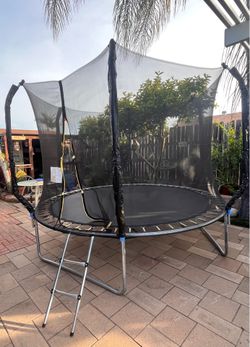 Trampoline with Enclosure Net and 2 Steps Ladder