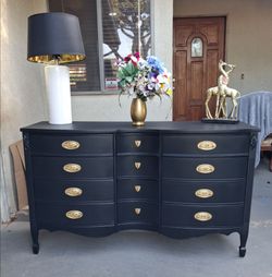 12 Drawer Solid Wood Dresser- Dixie Furniture Company- Black with Gold