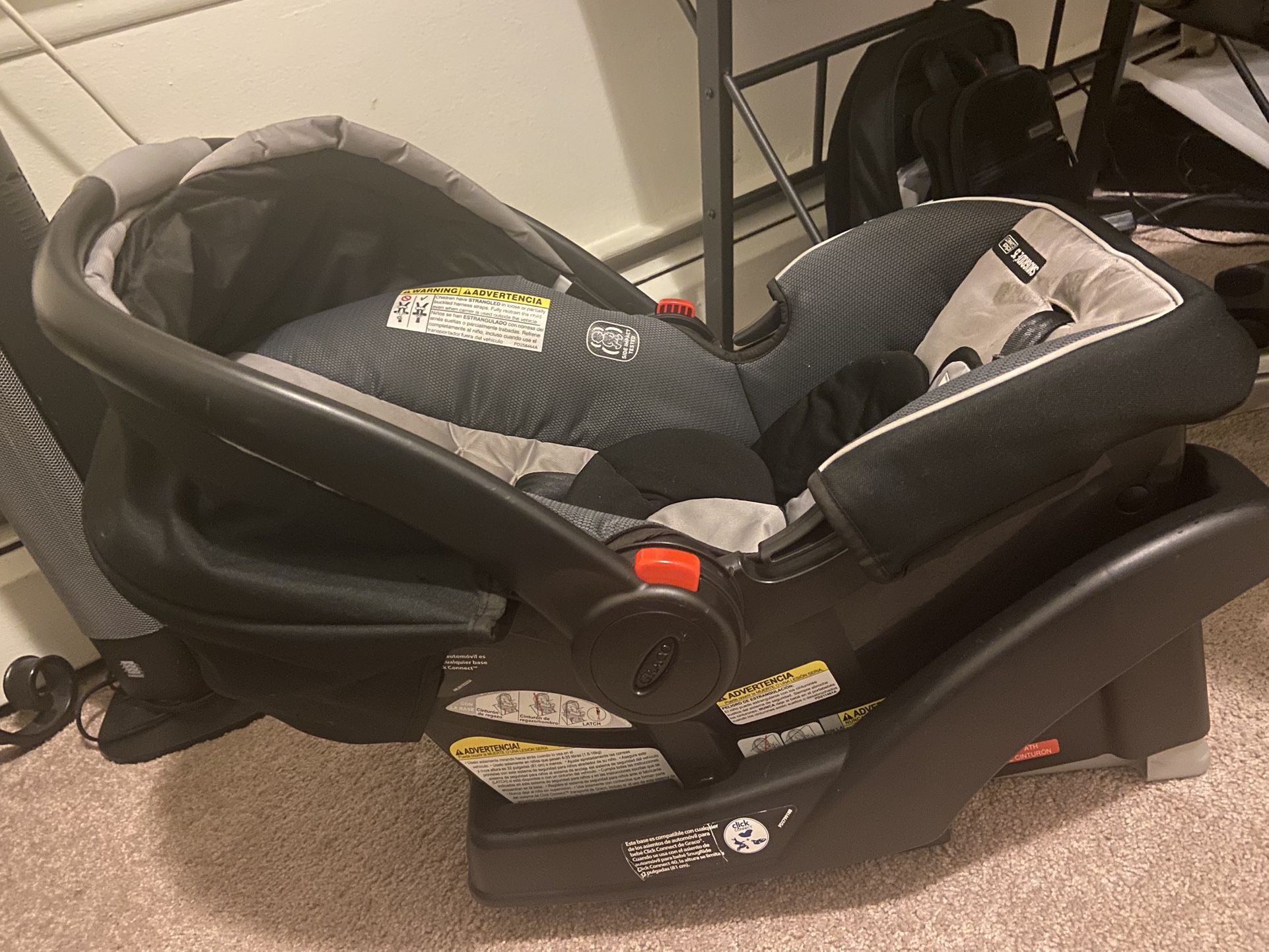 Graco infant Car Seat