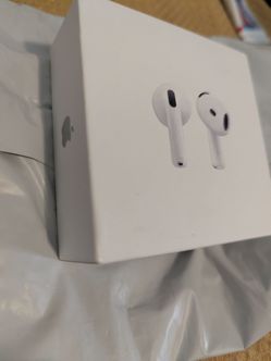 Apple Air Pods 4 Gen Bundle with case