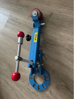 Fender roller.