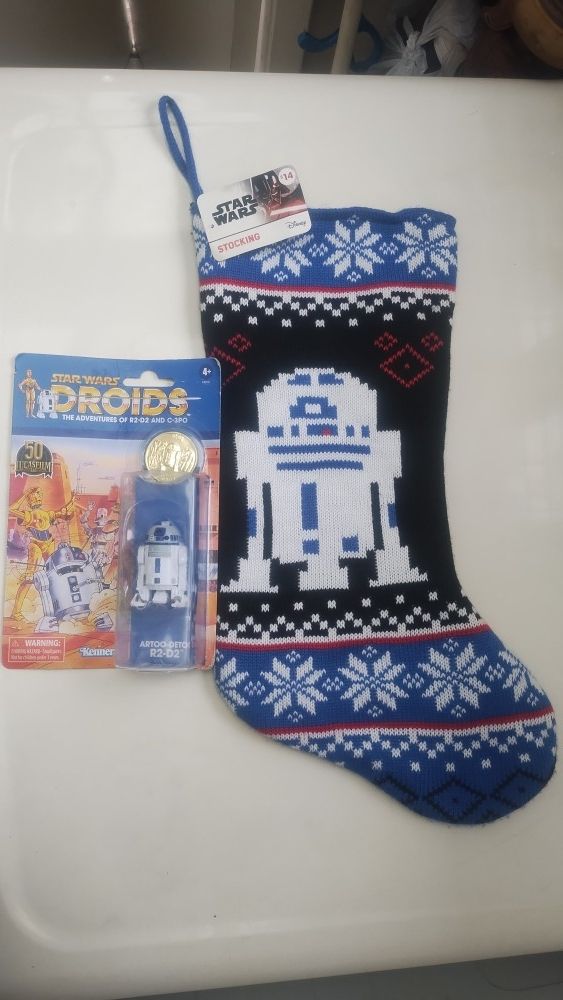 R2-D2 stocking 🧑🏼‍🎄 and R2D2 Action Figure 