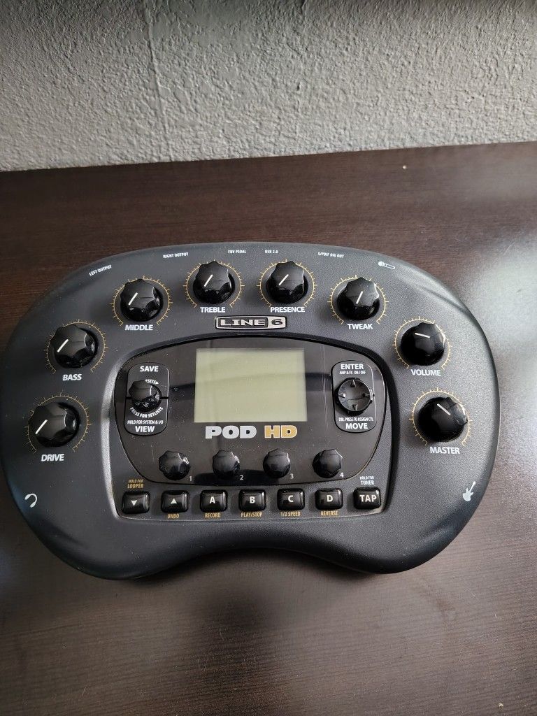 Lime 6 Pod HD. Guitar  Multi effect processor