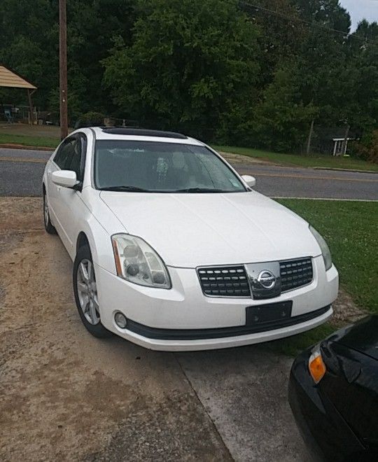 2004 Nissan Maxima