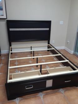 Queen platform bed frame box spring required