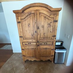 Rustic Wood Armoire Bar Wine Caninet with Iron Hardware