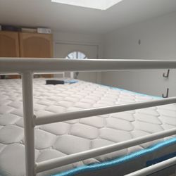 Loft Bed And Mattress 