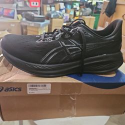 ASICS Gel Men’s Shoes. Size 11